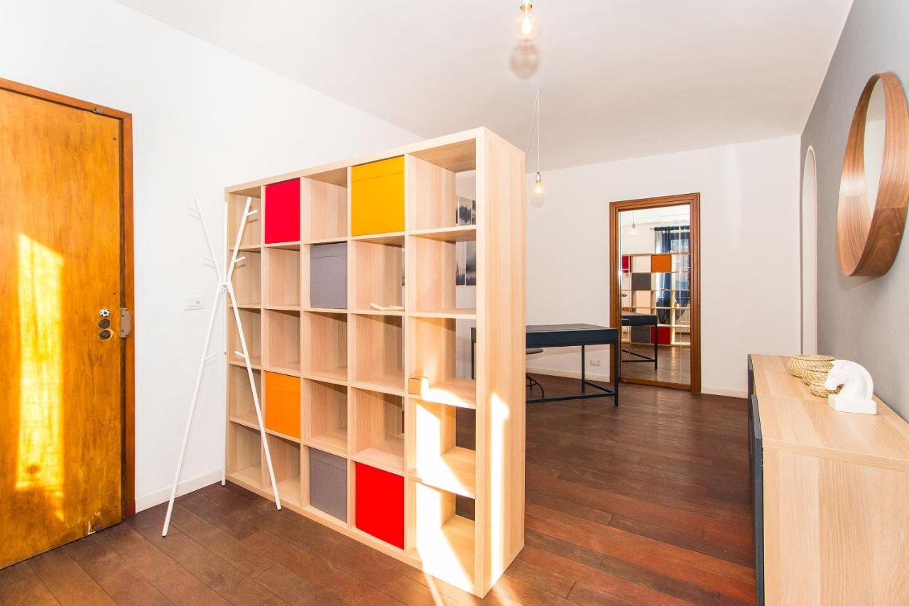 Colorful Statuto Square Design Apart Apartment Torino Exterior foto