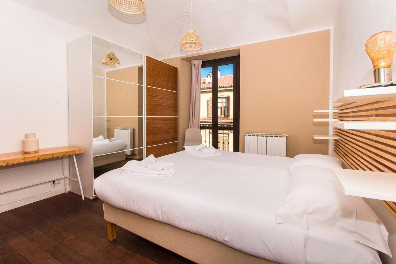 Colorful Statuto Square Design Apart Apartment Torino Exterior foto