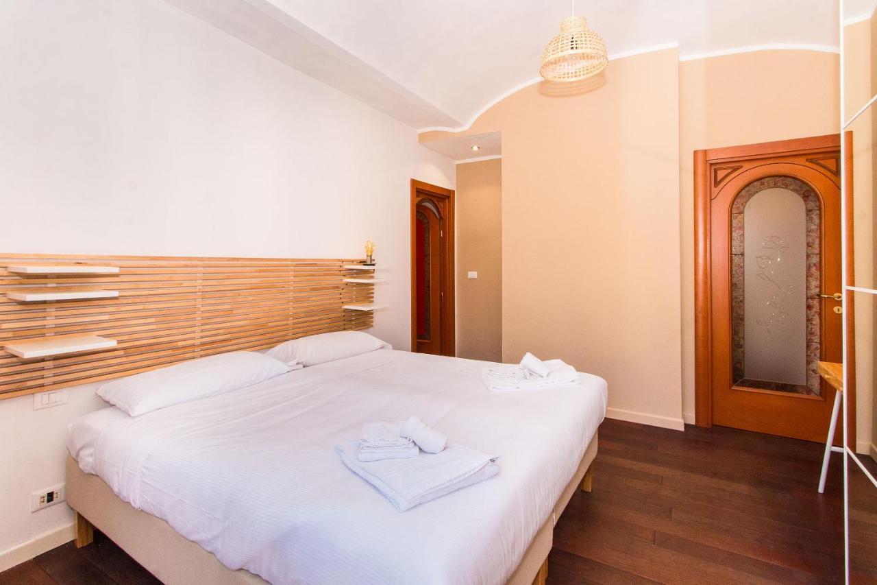 Colorful Statuto Square Design Apart Apartment Torino Exterior foto