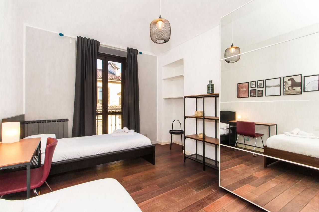 Colorful Statuto Square Design Apart Apartment Torino Exterior foto
