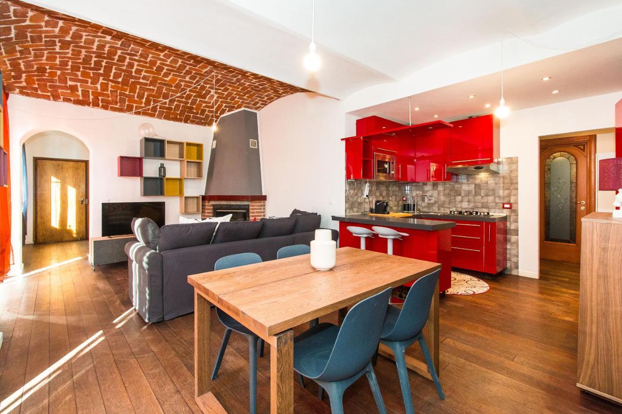 Colorful Statuto Square Design Apart Apartment Torino Exterior foto