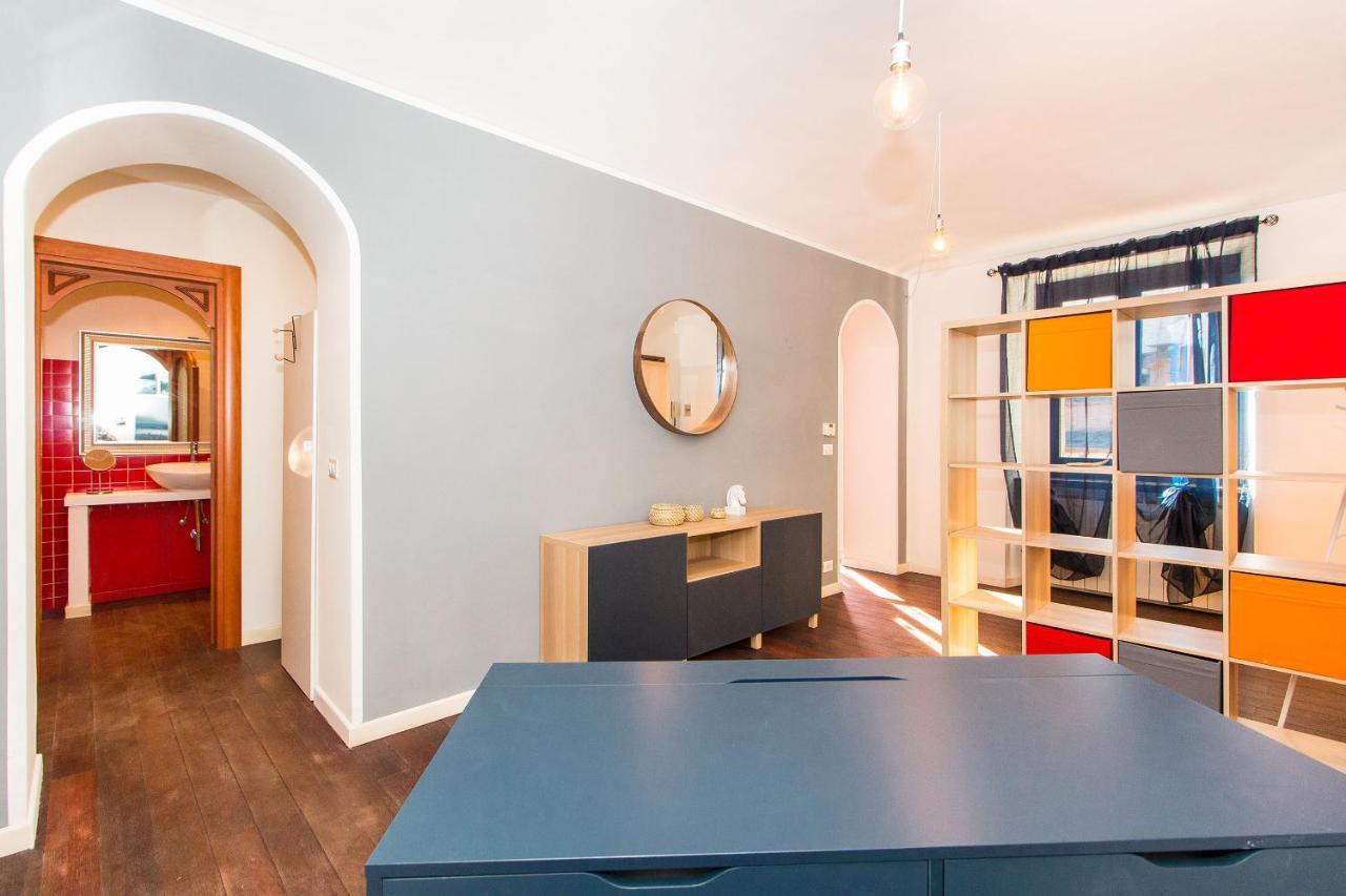 Colorful Statuto Square Design Apart Apartment Torino Exterior foto