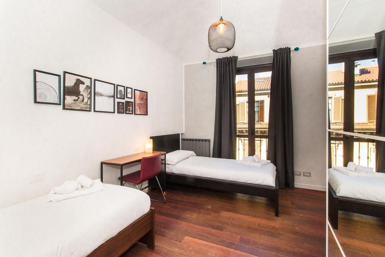 Colorful Statuto Square Design Apart Apartment Torino Exterior foto